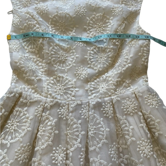 Topshop Textured Floral Embroidered Ivory Mini/Midi Dress Size 6 - Picture 6 of 14